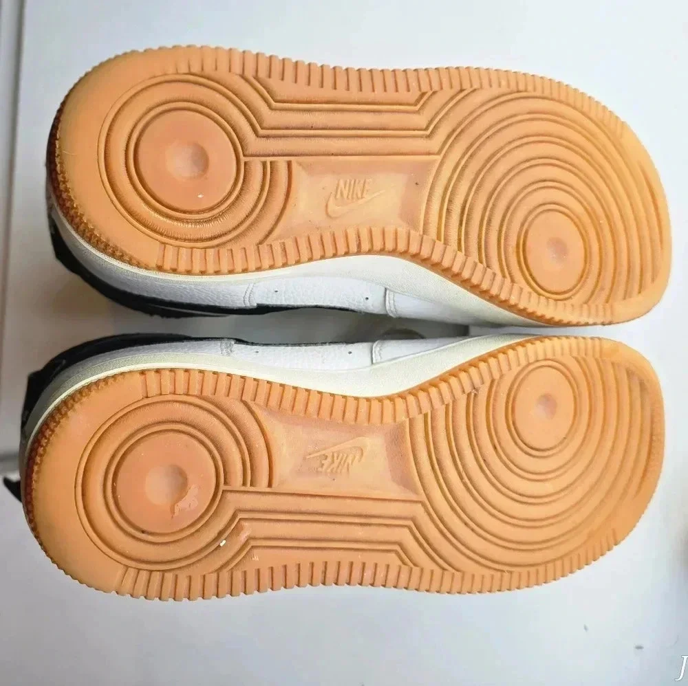 White/Black Nike Air Force 1 high-tops size US 9.5 Men's Basketball Shoes - Picture 10 of 10